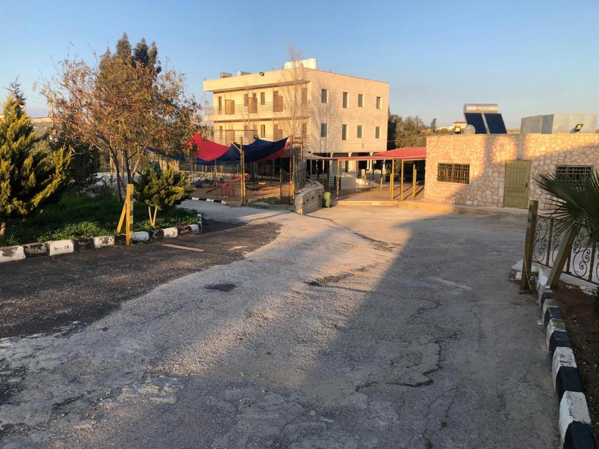 Madaba Camp Resort Eksteriør bilde